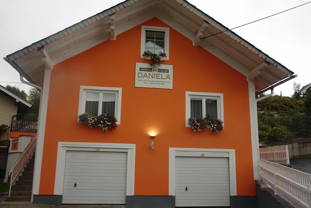 Gaestehaus Daniela Schwanenstadt Exterior photo
